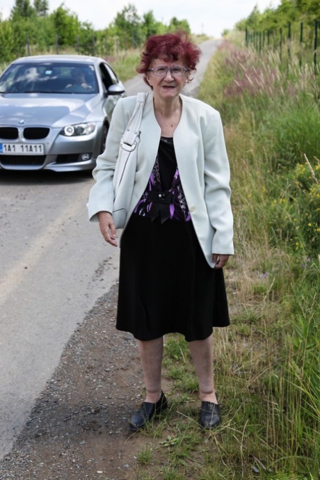 Old Hairy Granny Pics