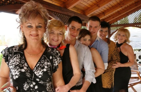 Mature ladies eat pussy and take jizz after signing up for groupsex games