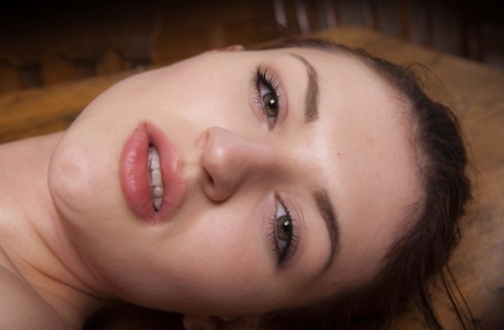 All-natural teen Fawna Latrisch shows her big ass & rubs her hairy cunt