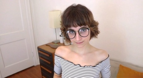 Teenage nerd Flora Rodgers blows a huge dick & takes it in her hairy pussy